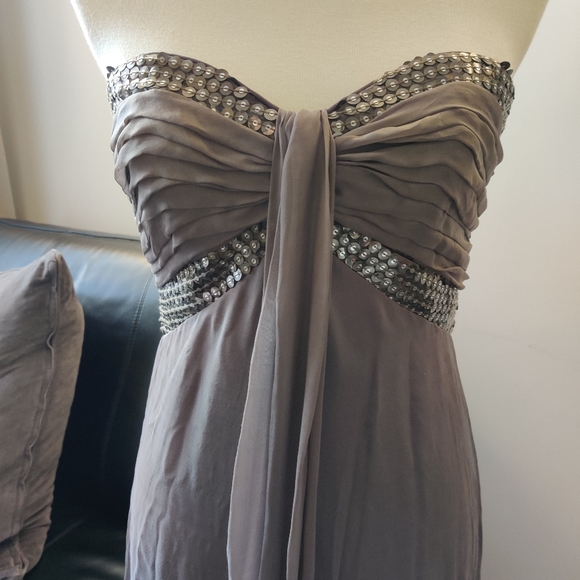 A.B.S gown - Picture 7 of 10